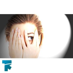 فواید استفاده از چشم بند خواب، جلوگیری از ورود نور